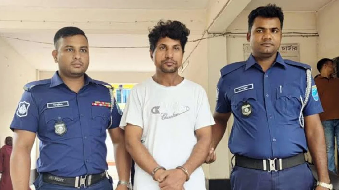 দশম শ্রেণির চার স্কুলছাত্রীকে ধর্ষণের অভিযোগে শিক্ষক গ্রেপ্তার